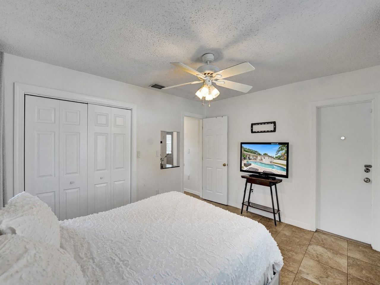 4960 SW 89th Avenue, Cooper City, FL 33328 Photo