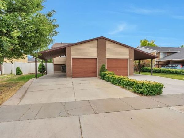 4717 S CATHAY CIR W, Taylorsville, UT 84123
