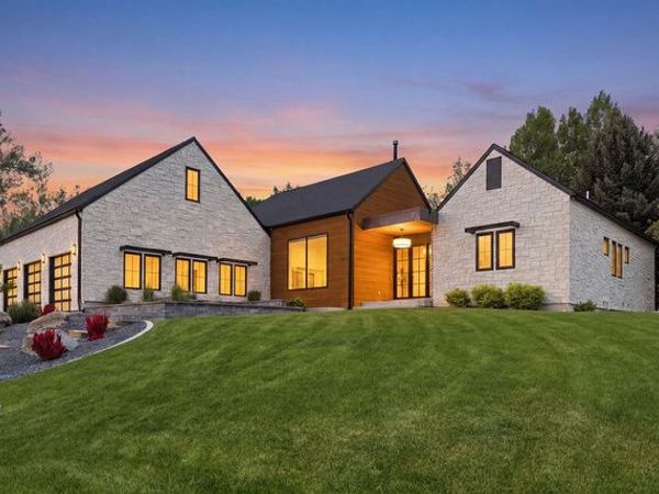 551 E CENTER N, Hyde Park, UT 84318