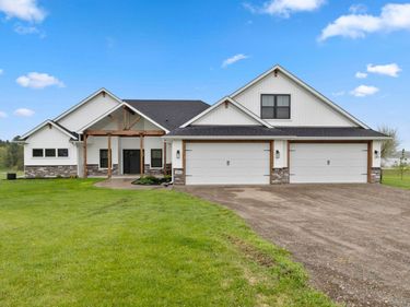 48063 Autumn Court, Stanchfield, MN 55080