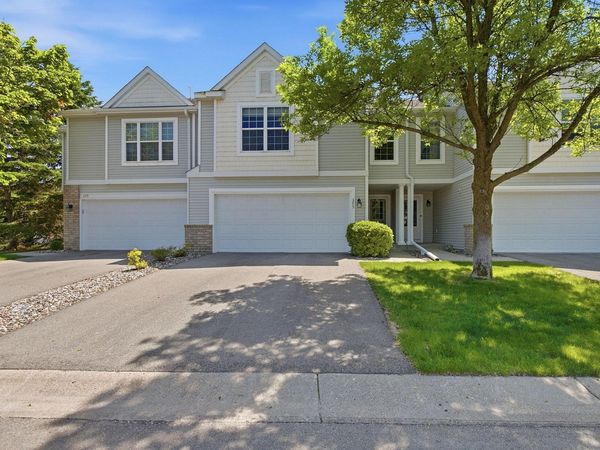 375 Wagon Wheel Lane, Chaska, MN 55318