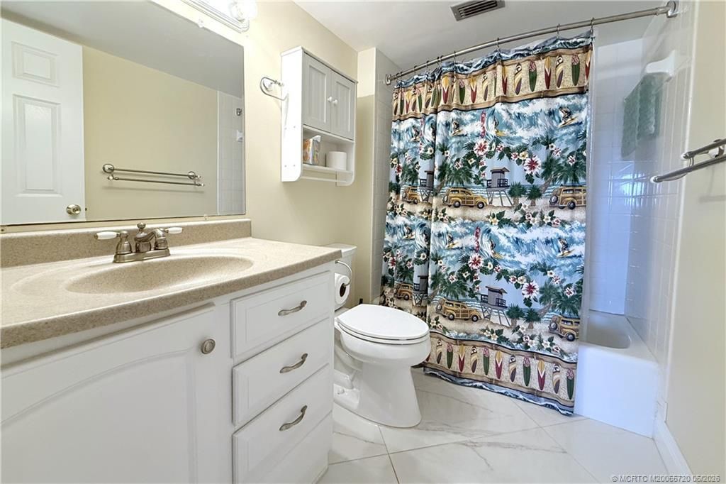 40 NE Plantation Road, Unit 304, Stuart, FL 34996 Photo