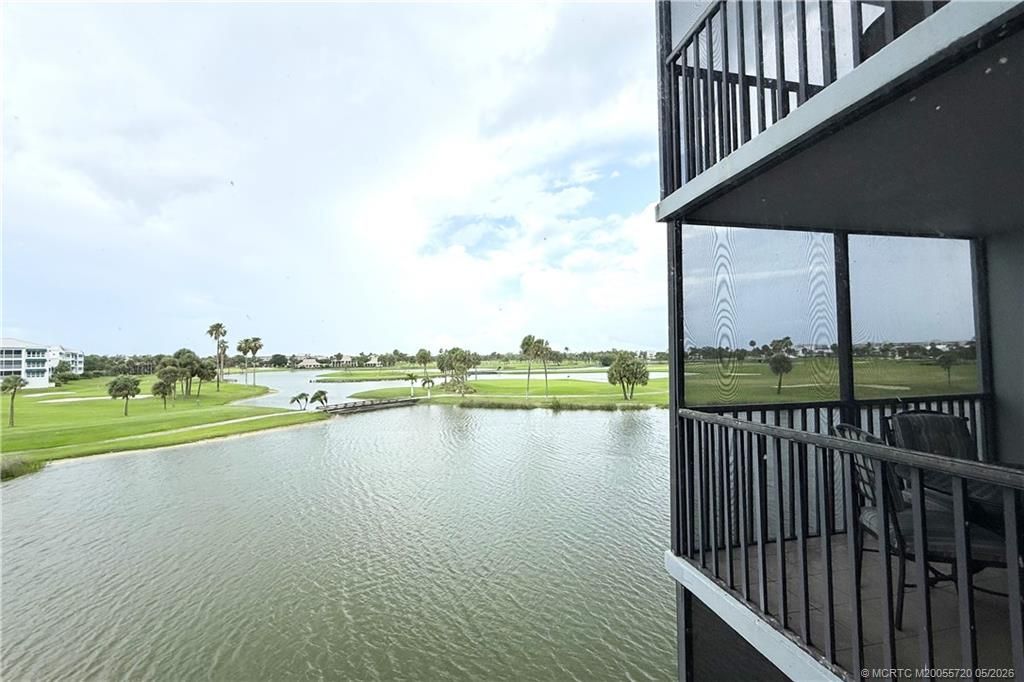 40 NE Plantation Road, Unit 304, Stuart, FL 34996 Photo