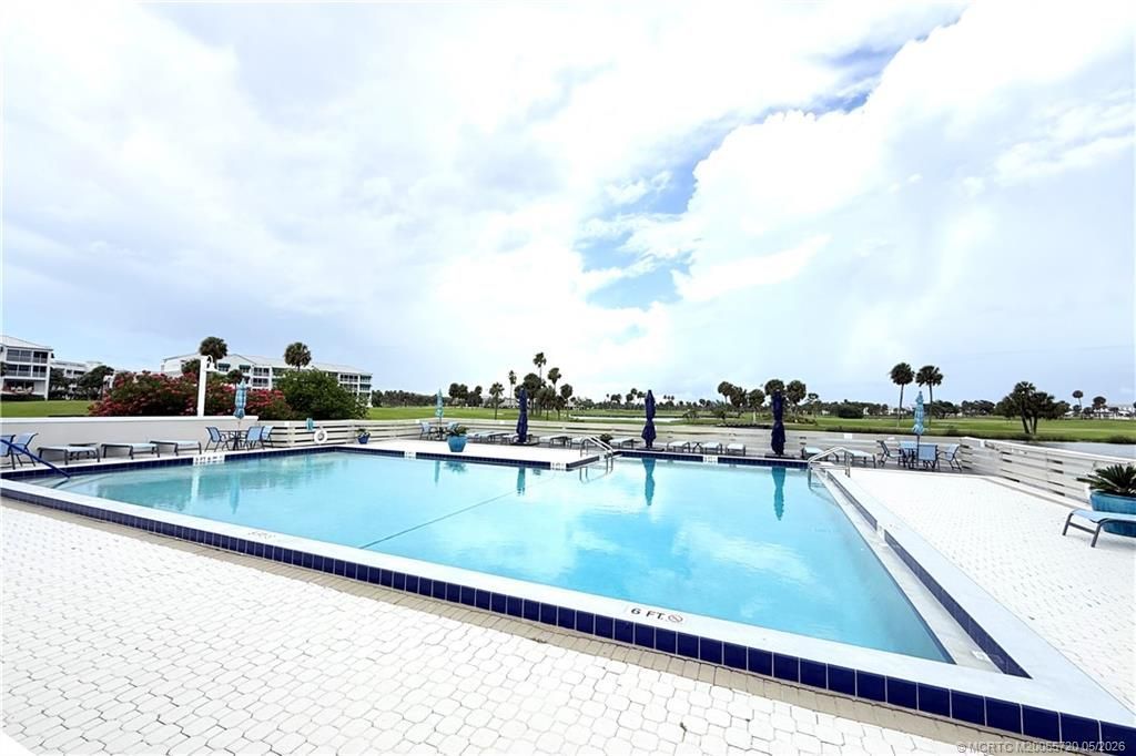 40 NE Plantation Road, Unit 304, Stuart, FL 34996 Photo