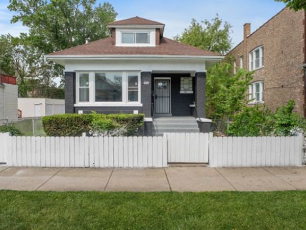 7948 S Colfax Avenue , Chicago, IL 60649