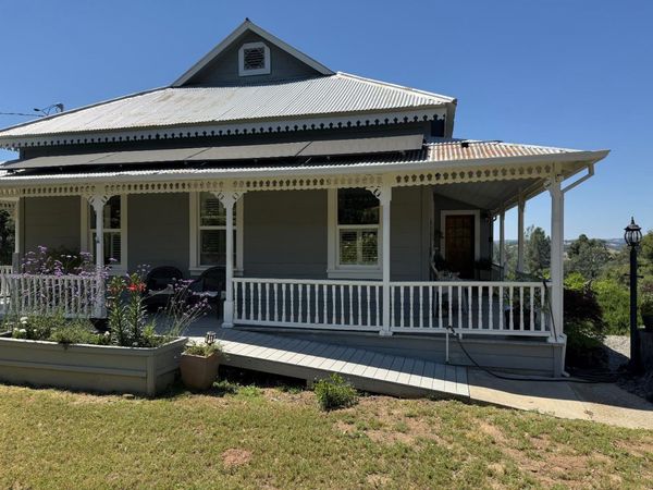 8900 Center St, Mokelumne Hill, CA 95245