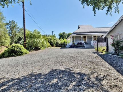 8900 Center St, Mokelumne Hill, CA 95245 Photo