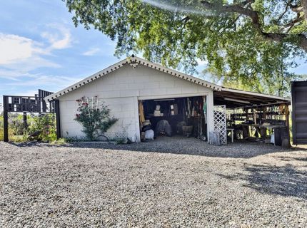 8900 Center St, Mokelumne Hill, CA 95245 Photo