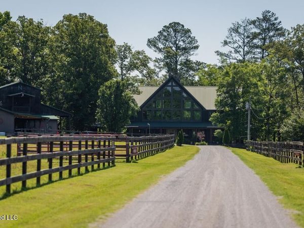 7961 Alabama 41, Camden, AL 39045