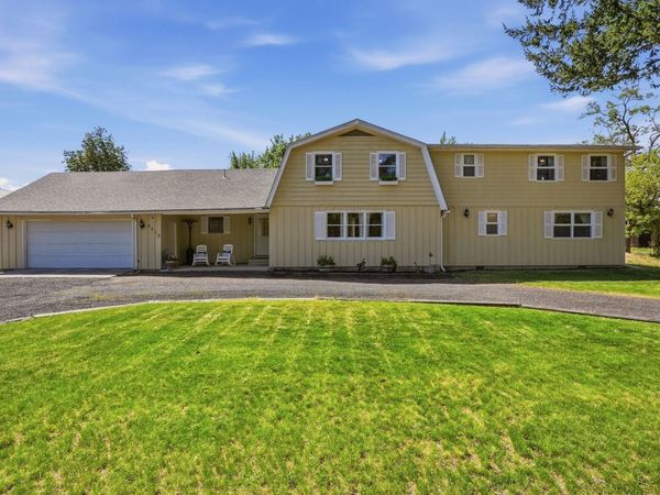 2619 W Woolard Rd, Colbert, WA 99005