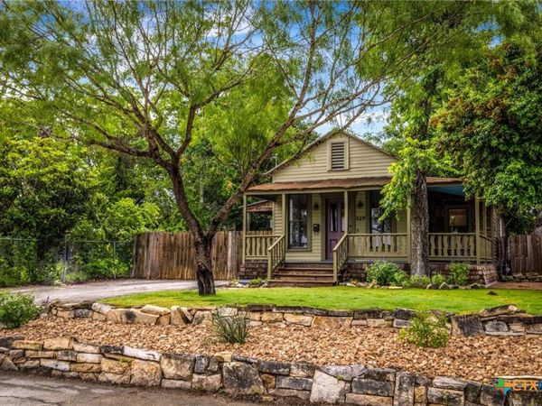 529 W Bridge Street , New Braunfels, TX 78130
