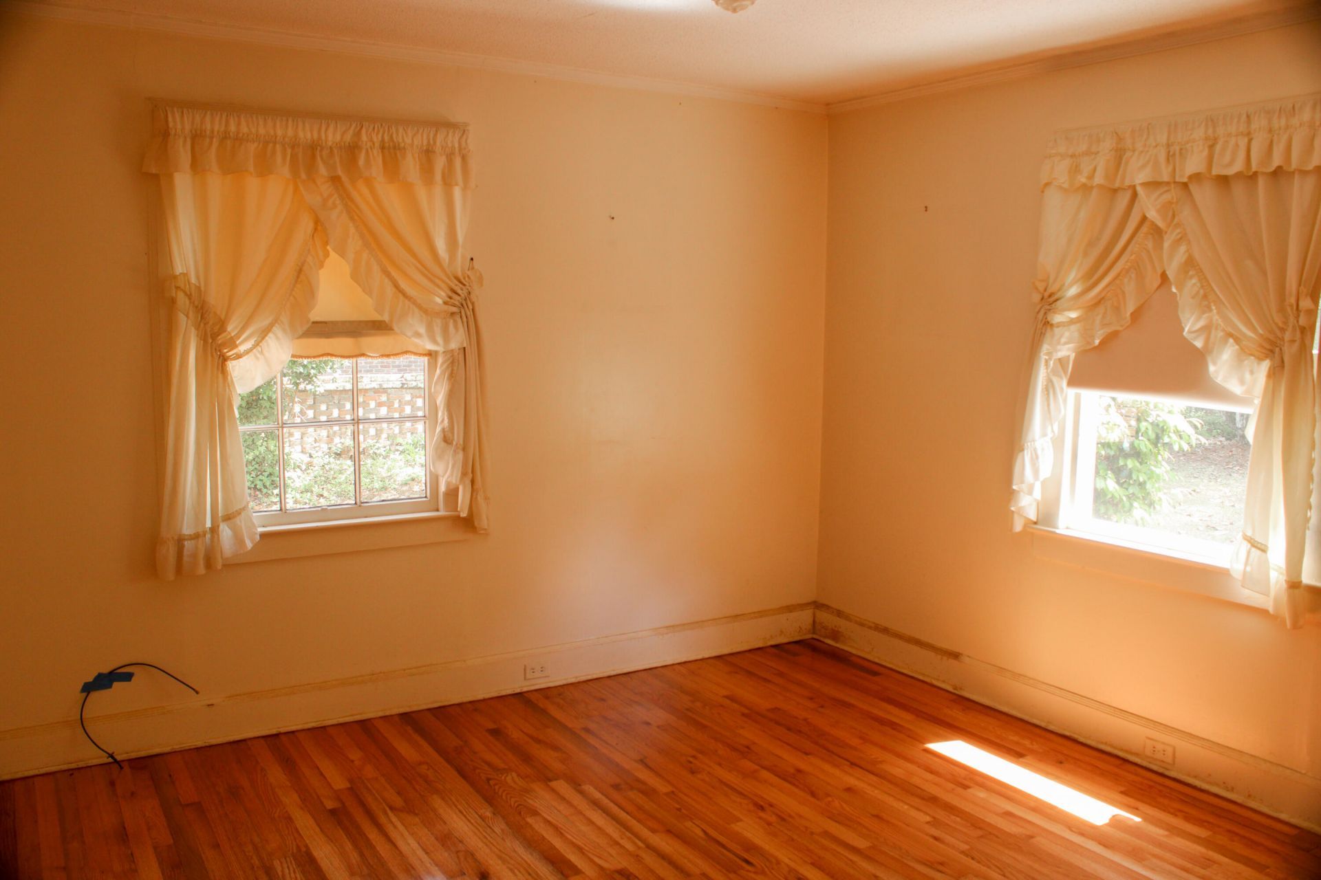 2203 Middleton Street Photo 14