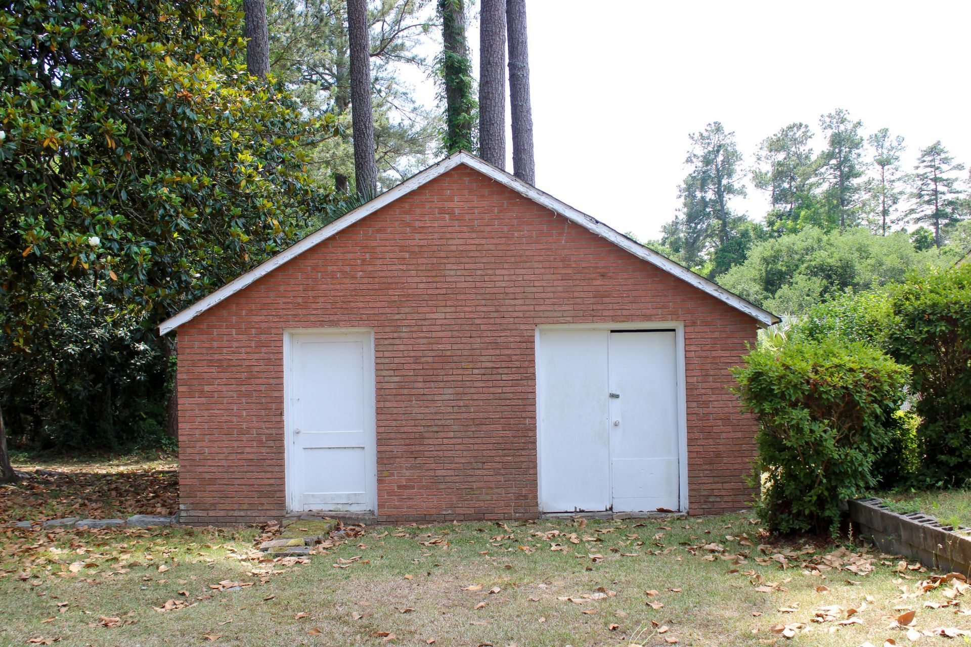 2203 Middleton Street Photo 7
