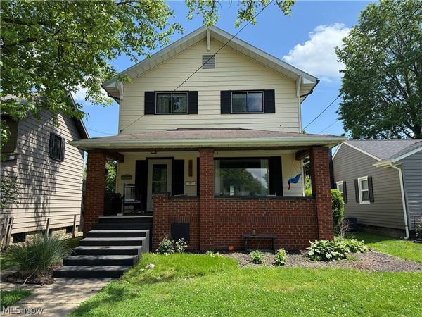 1033 Eastport Avenue , Uhrichsville, OH 44683