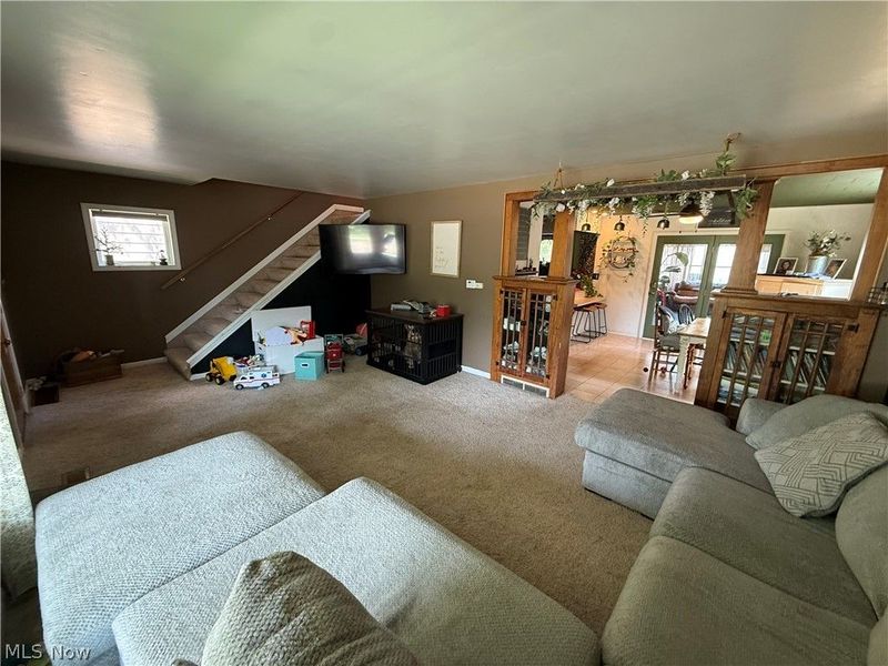 1033 Eastport Avenue , Uhrichsville, OH 44683 Photo 6