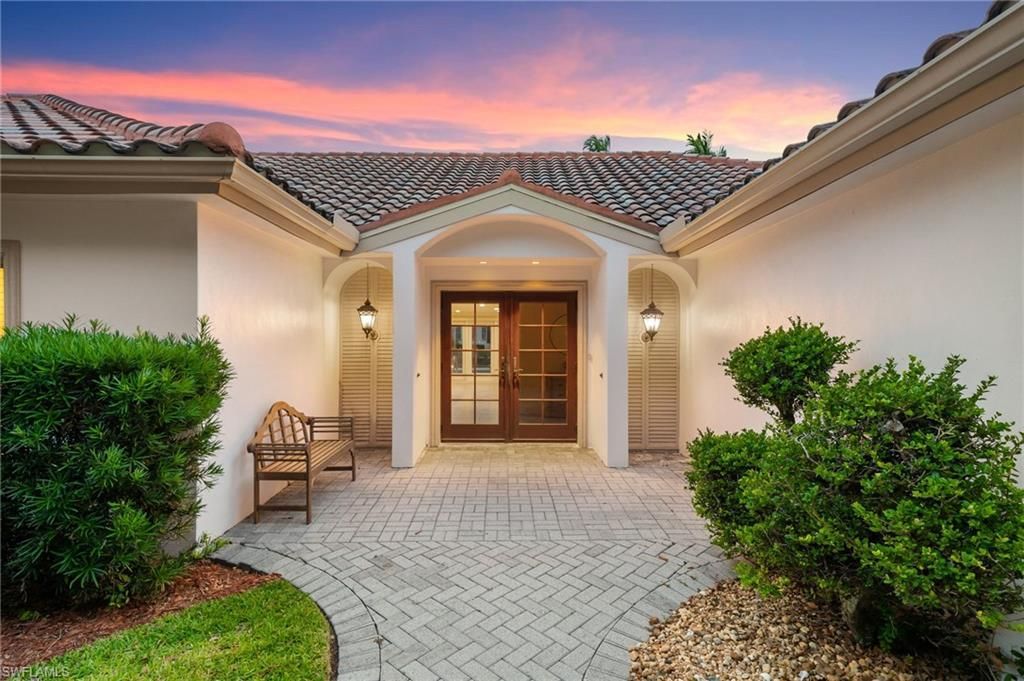 350 Bow Line Bend , Naples, FL 34103 Photo