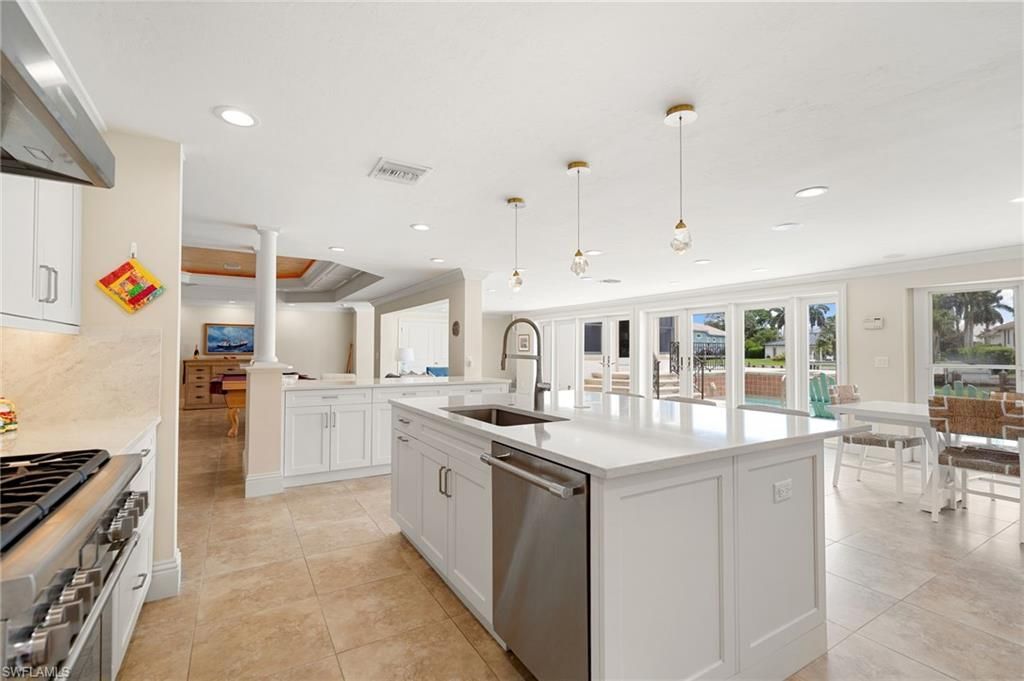 350 Bow Line Bend , Naples, FL 34103 Photo