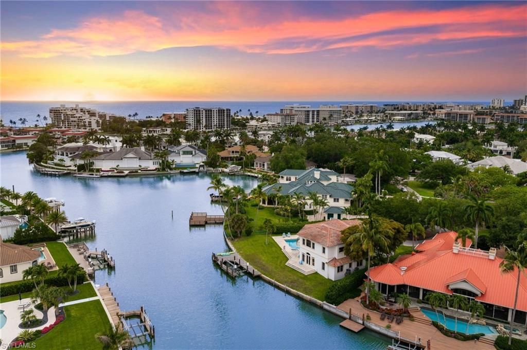 350 Bow Line Bend , Naples, FL 34103 Photo