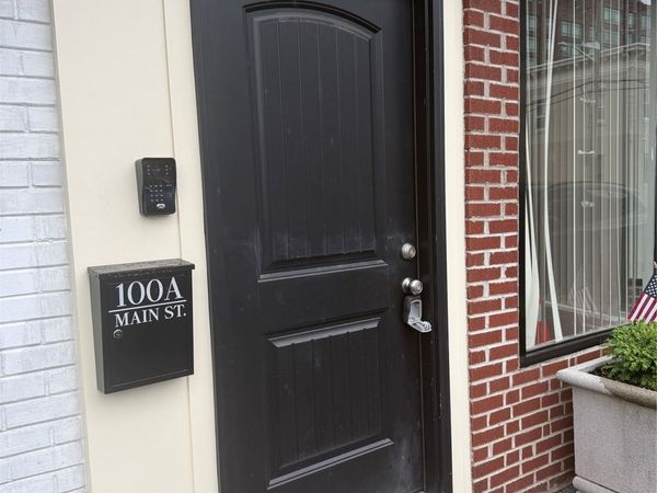 100A Main Street , Mineola, NY 11501
