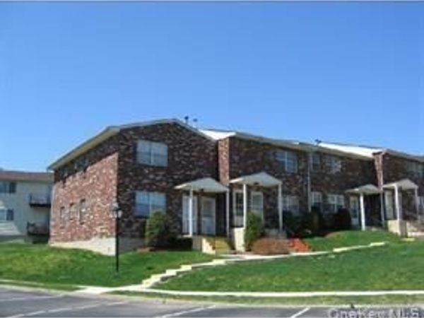 Temple Hill 276 Temple Hill, Unit 2502, New Windsor, NY 12553