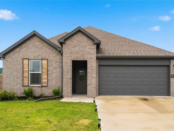 263 Pennsylvania Avenue , Farmington, AR 72730