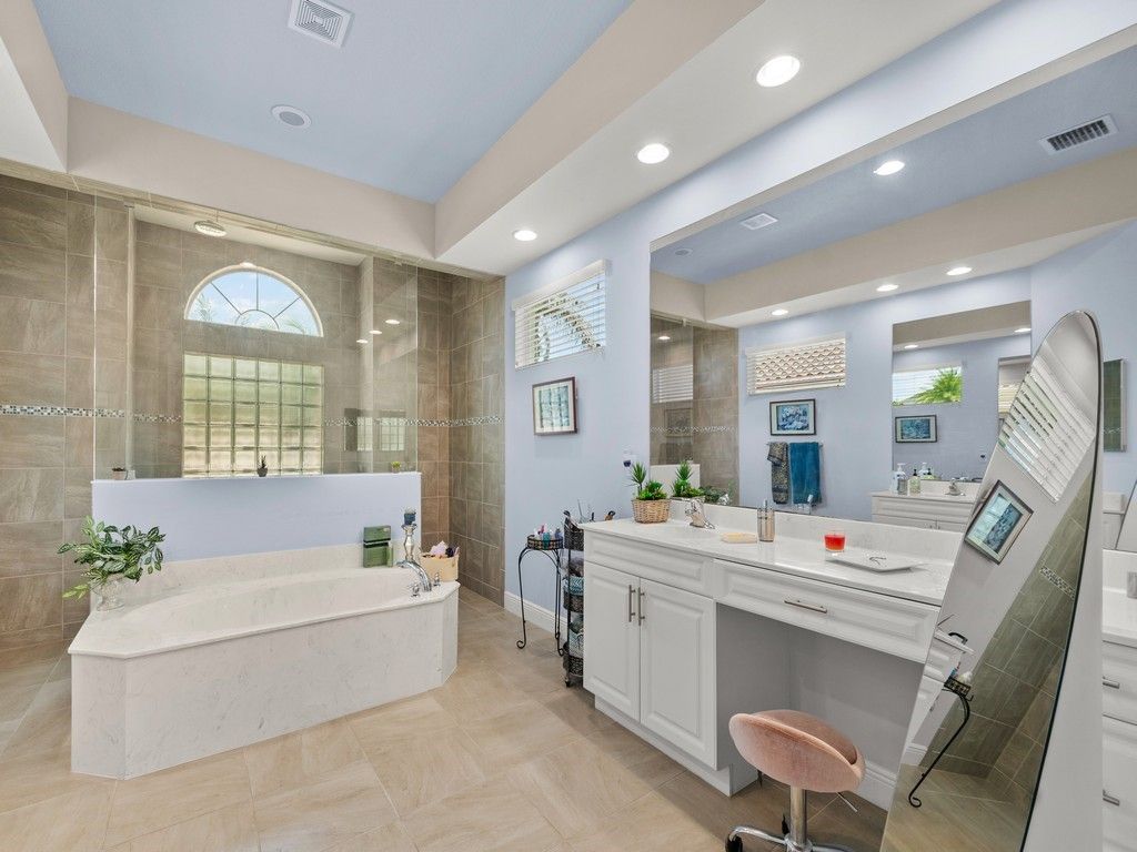 4405 65th Drive, Vero Beach, FL 32967 Photo