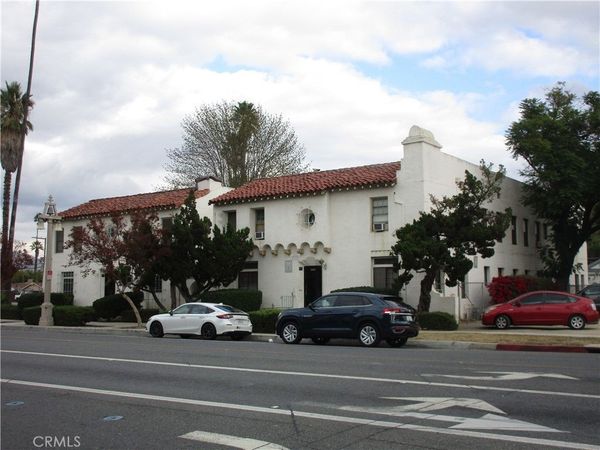 3260 MAIN, Riverside, CA 92501