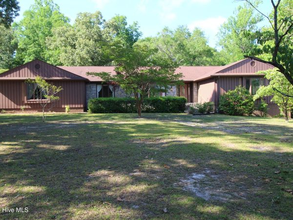 206 Shore Drive, Havelock, NC 28532