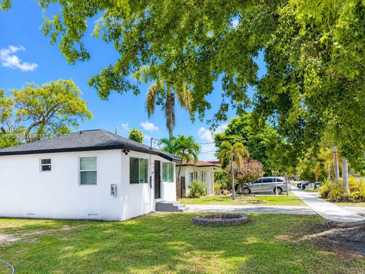 105 SW 4th Ave , Hallandale Beach, FL 33009 Photo