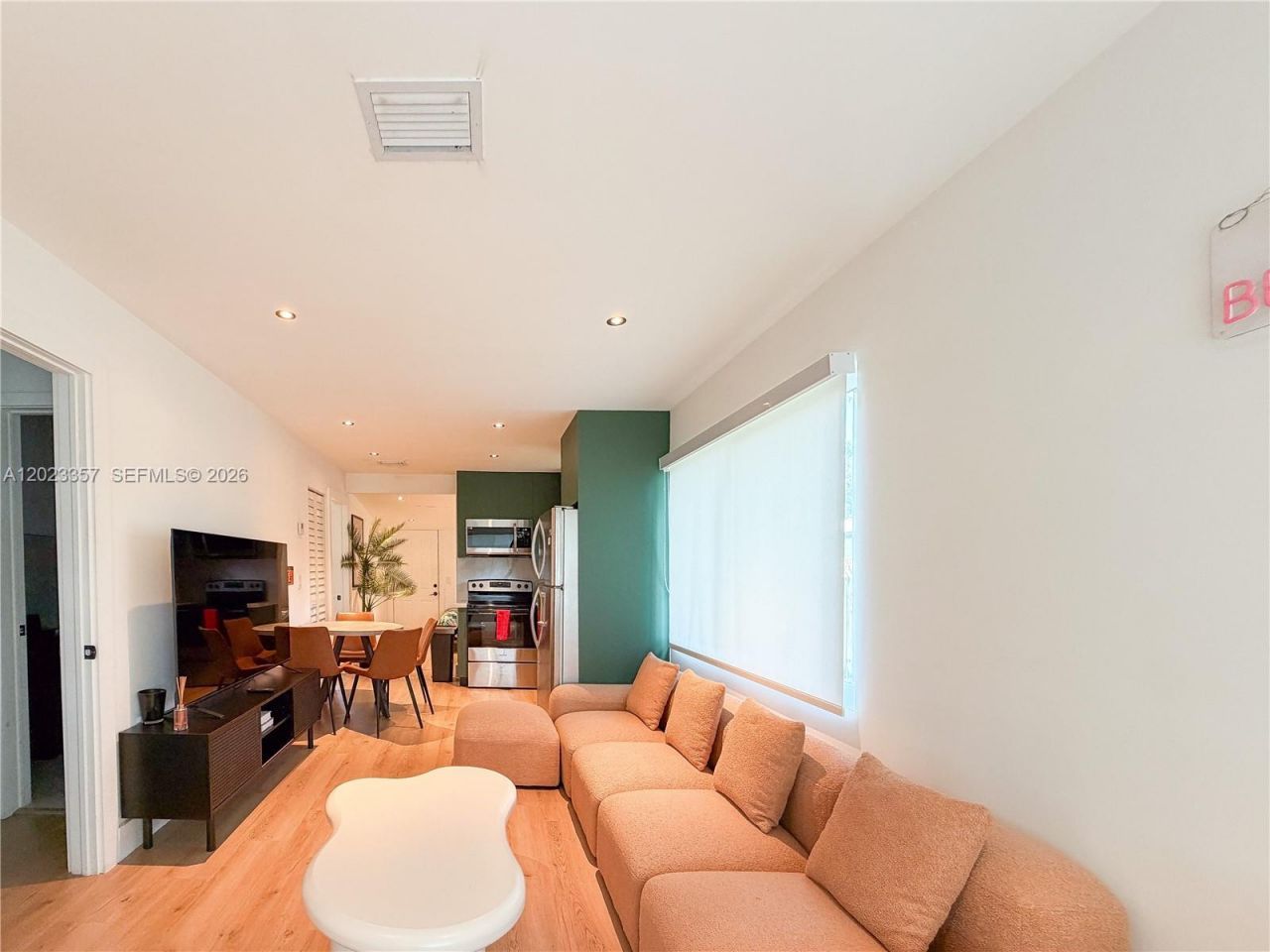 105 SW 4th Ave , Hallandale Beach, FL 33009 Photo
