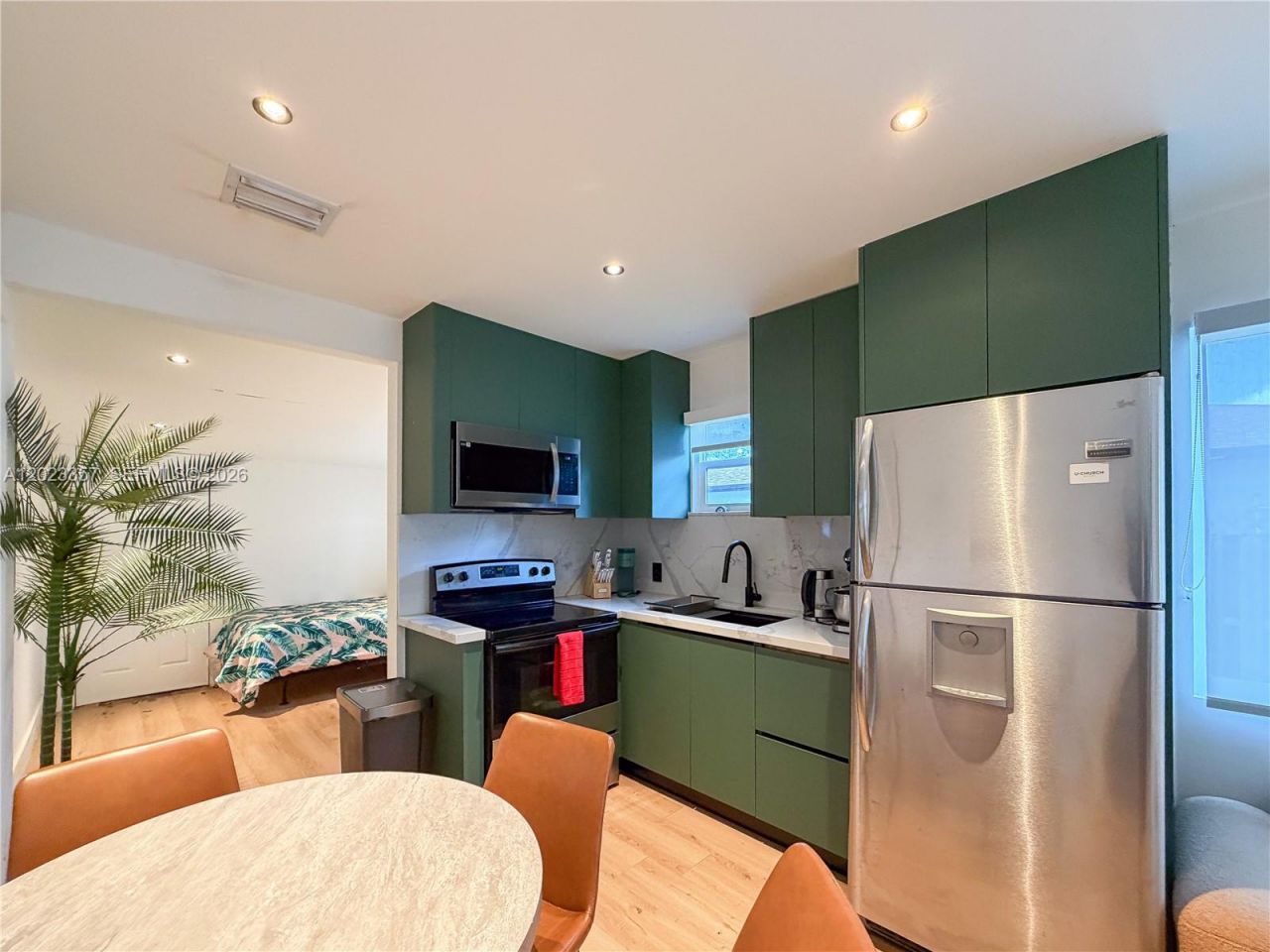 105 SW 4th Ave , Hallandale Beach, FL 33009 Photo