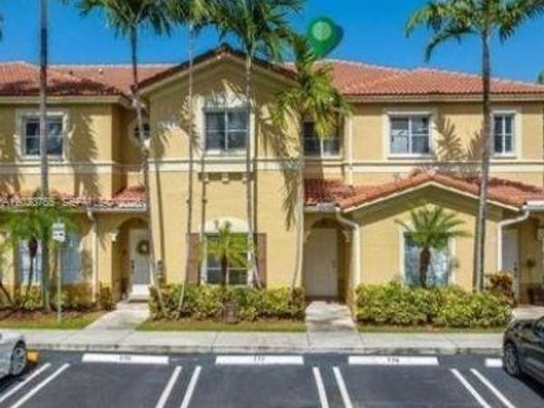 10803 NW 83rd St , Unit 2-1, Doral, FL 33178