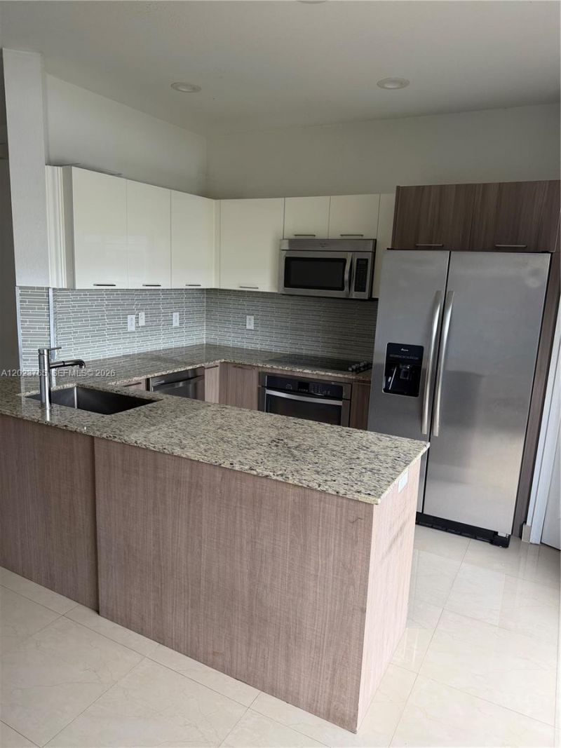 10803 NW 83rd St, Unit 2-1, Doral, FL 33178 Photo