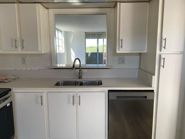 406 NW 68th Ave , Unit 526, Plantation, FL 33317