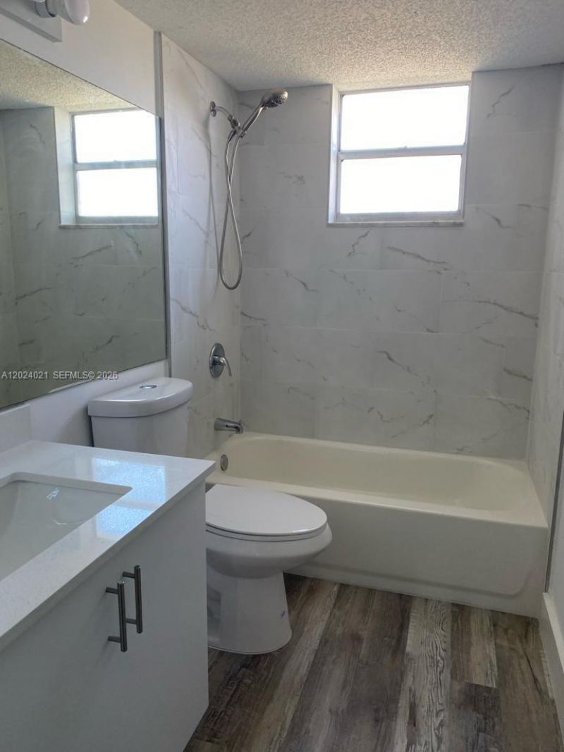 406 NW 68th Ave , Unit 526, Plantation, FL 33317 Photo