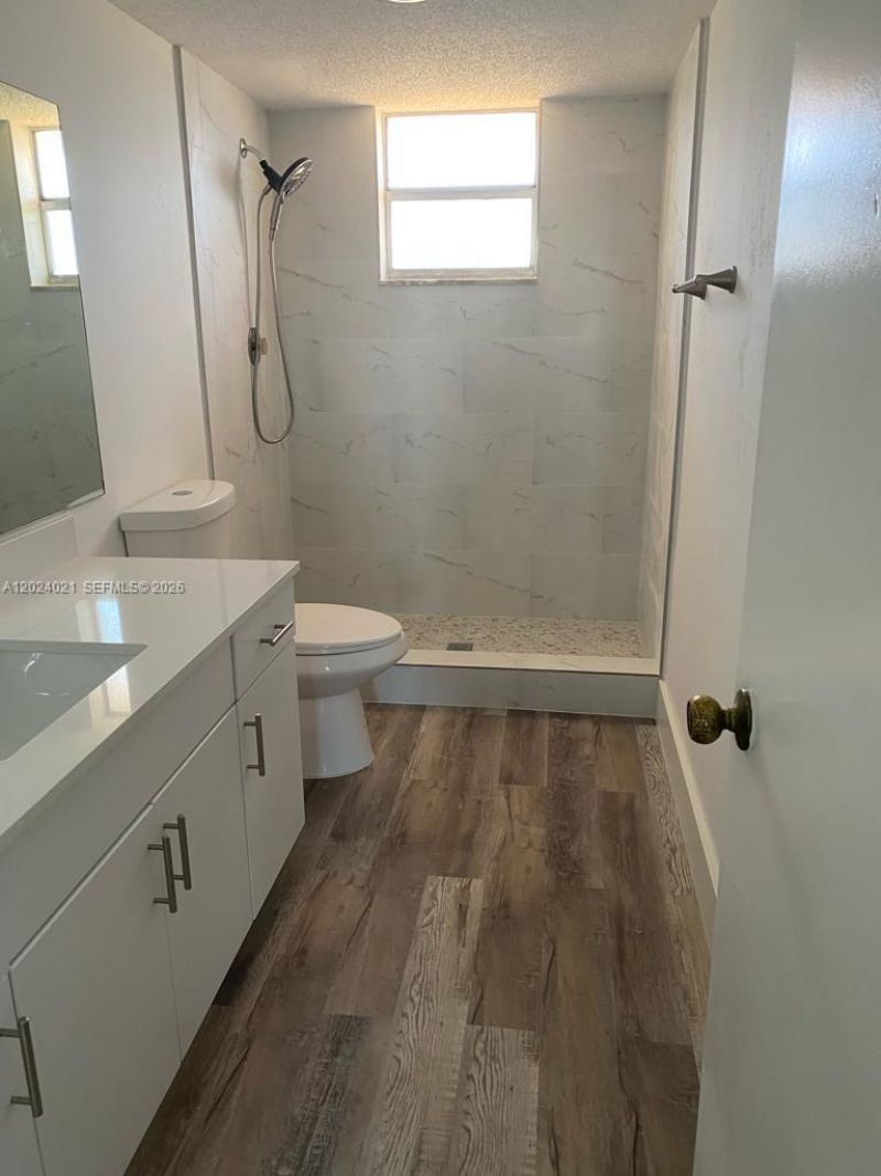 406 NW 68th Ave , Unit 526, Plantation, FL 33317 Photo