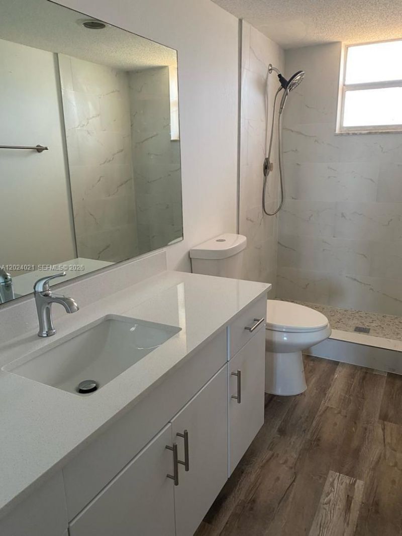 406 NW 68th Ave , Unit 526, Plantation, FL 33317 Photo