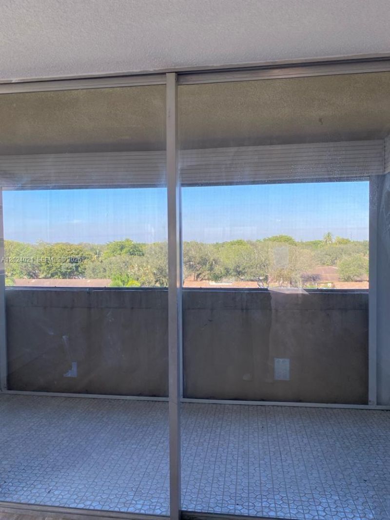 406 NW 68th Ave , Unit 526, Plantation, FL 33317 Photo