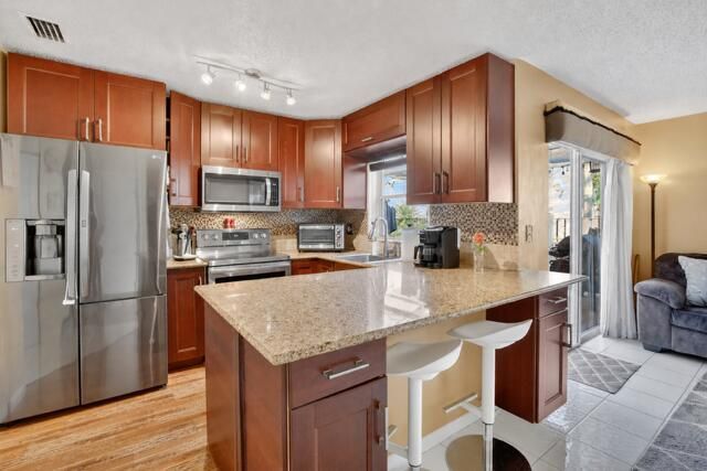 1287 NW 106th Terrace, Plantation, FL 33322 Photo
