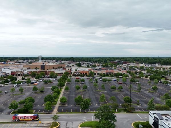 2152 E County Line Road , Indianapolis, IN 46227