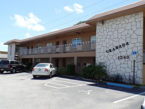 1240 70TH STREET N, Unit 7, ST PETERSBURG, FL 33710