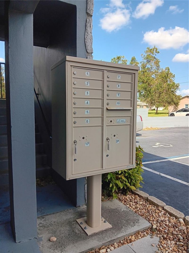 1240 70th Street N, Unit 7, Saint Petersburg, FL 33710 Photo
