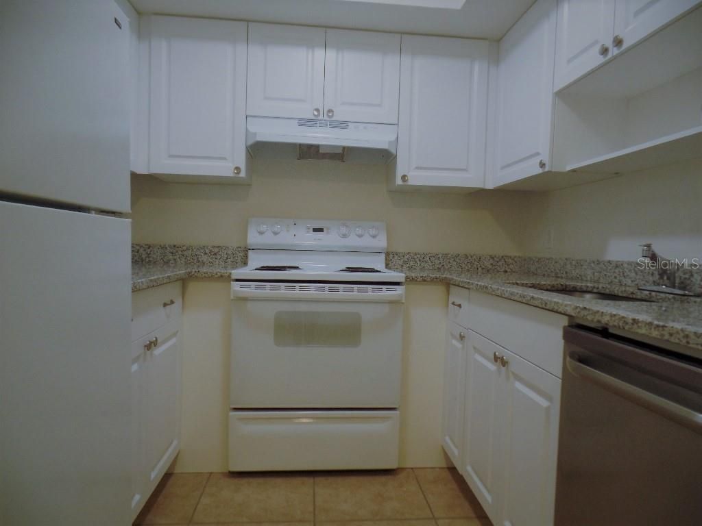 1240 70th Street N, Unit 7, Saint Petersburg, FL 33710 Photo