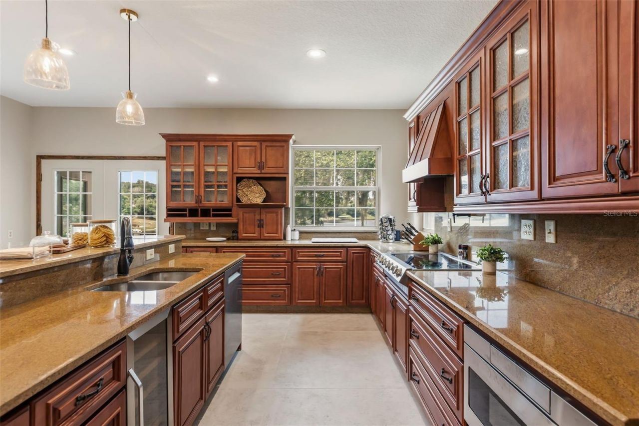 1909 Country Club Drive , Eustis, FL 32726 Photo