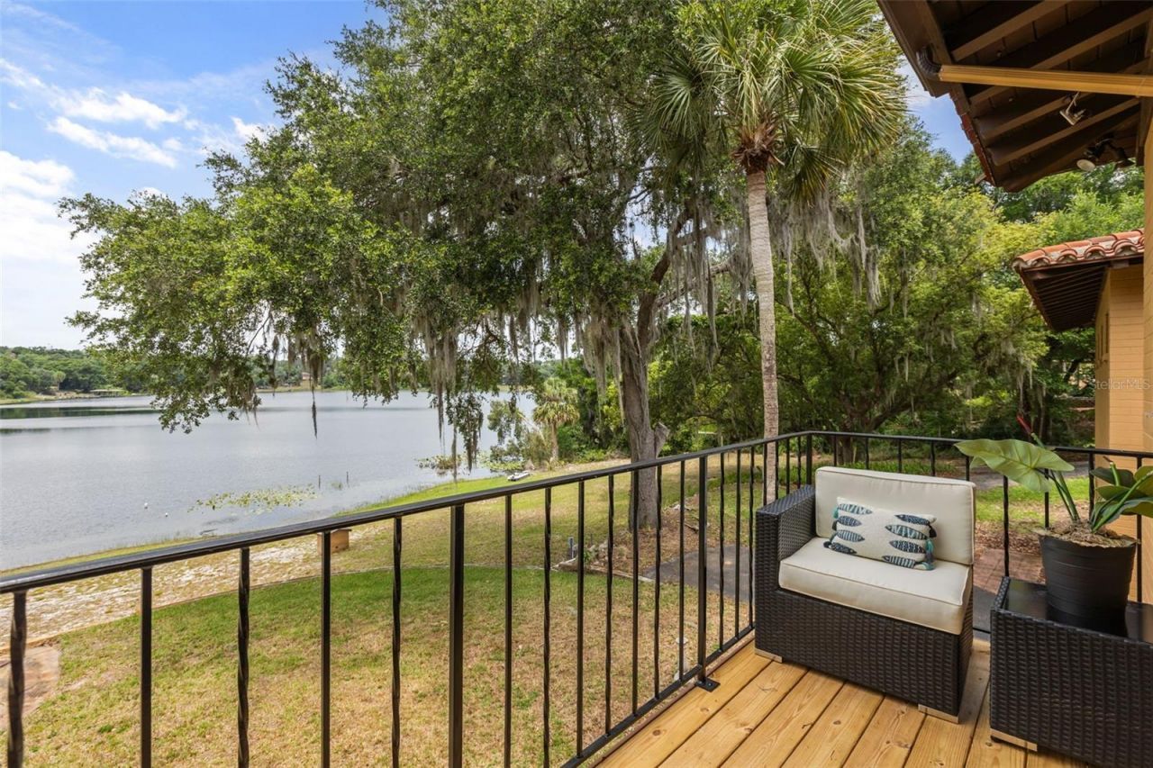 1909 Country Club Drive, Eustis, FL 32726 Photo