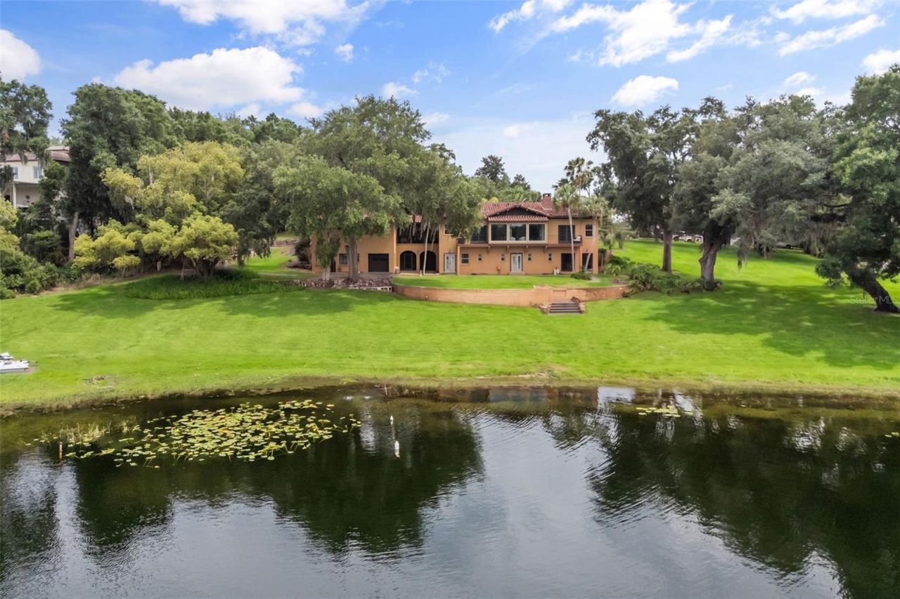 1909 Country Club Drive , Eustis, FL 32726 Photo