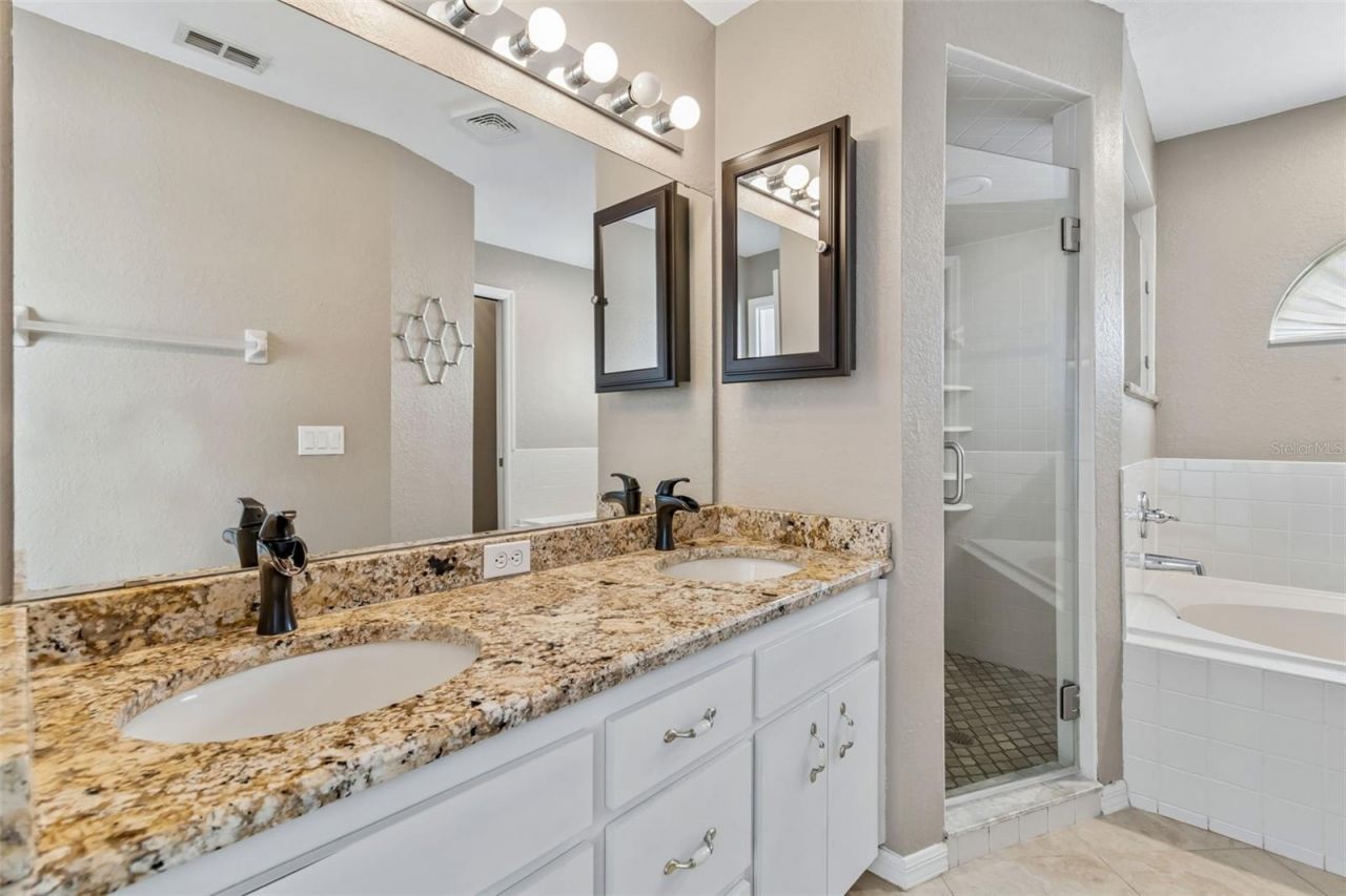 6352 Prominence Point Drive, Lakeland, FL 33813 Photo