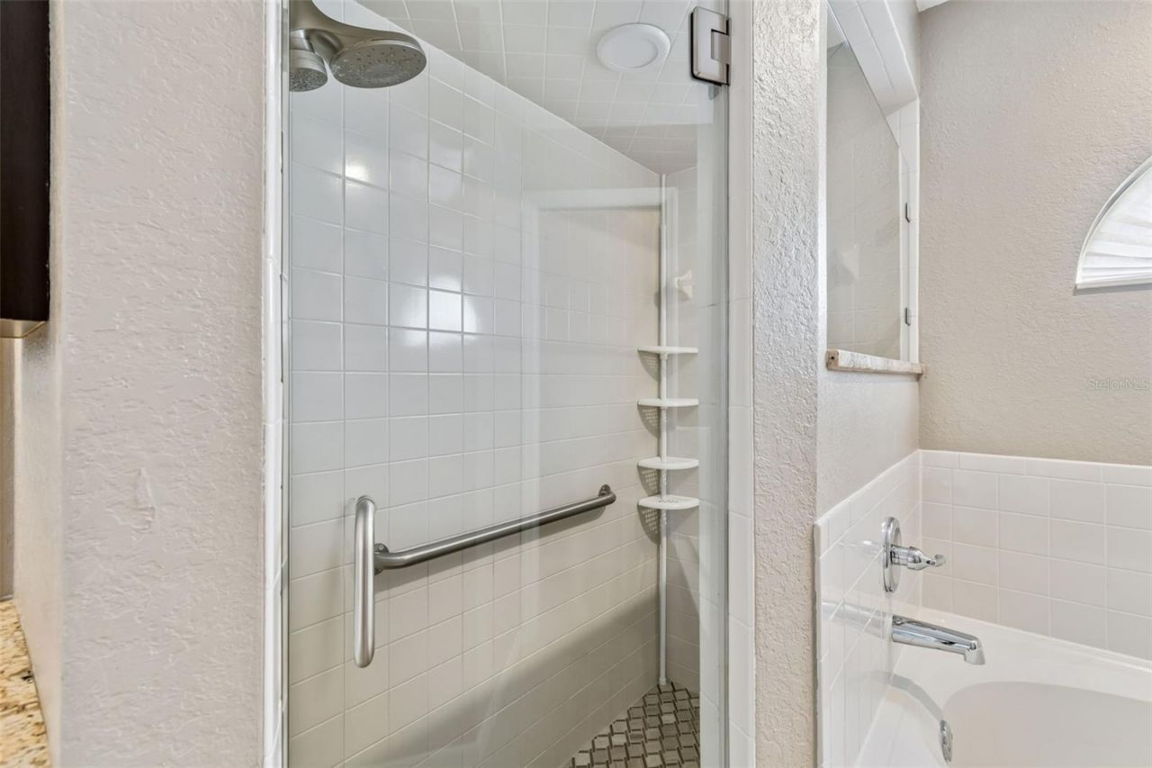6352 Prominence Point Drive, Lakeland, FL 33813 Photo