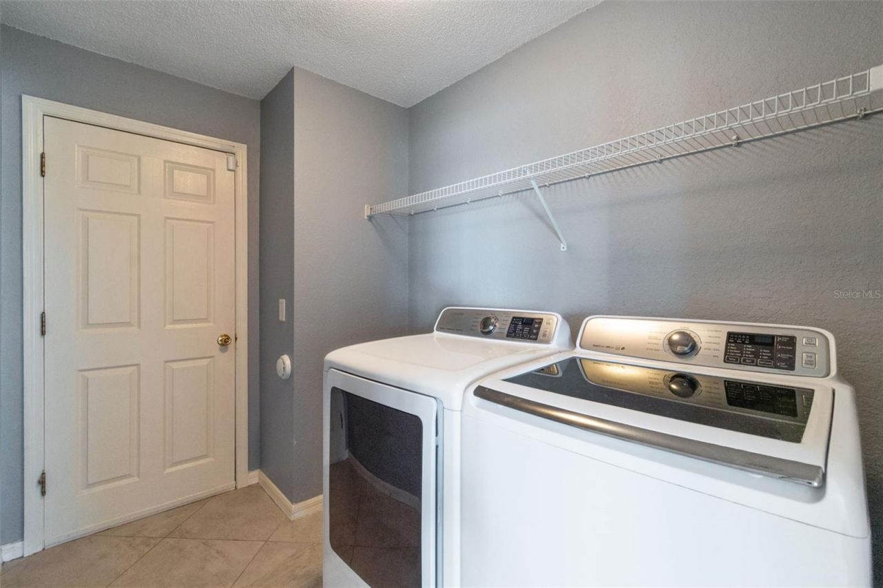 6352 Prominence Point Drive, Lakeland, FL 33813 Photo