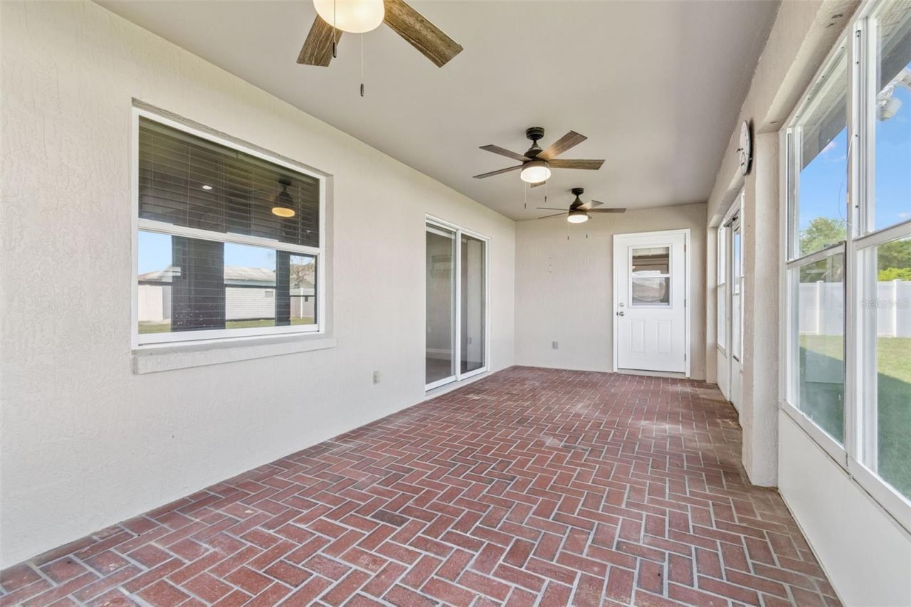 6352 Prominence Point Drive, Lakeland, FL 33813 Photo